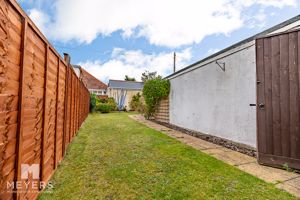 Photo 16- click for photo gallery